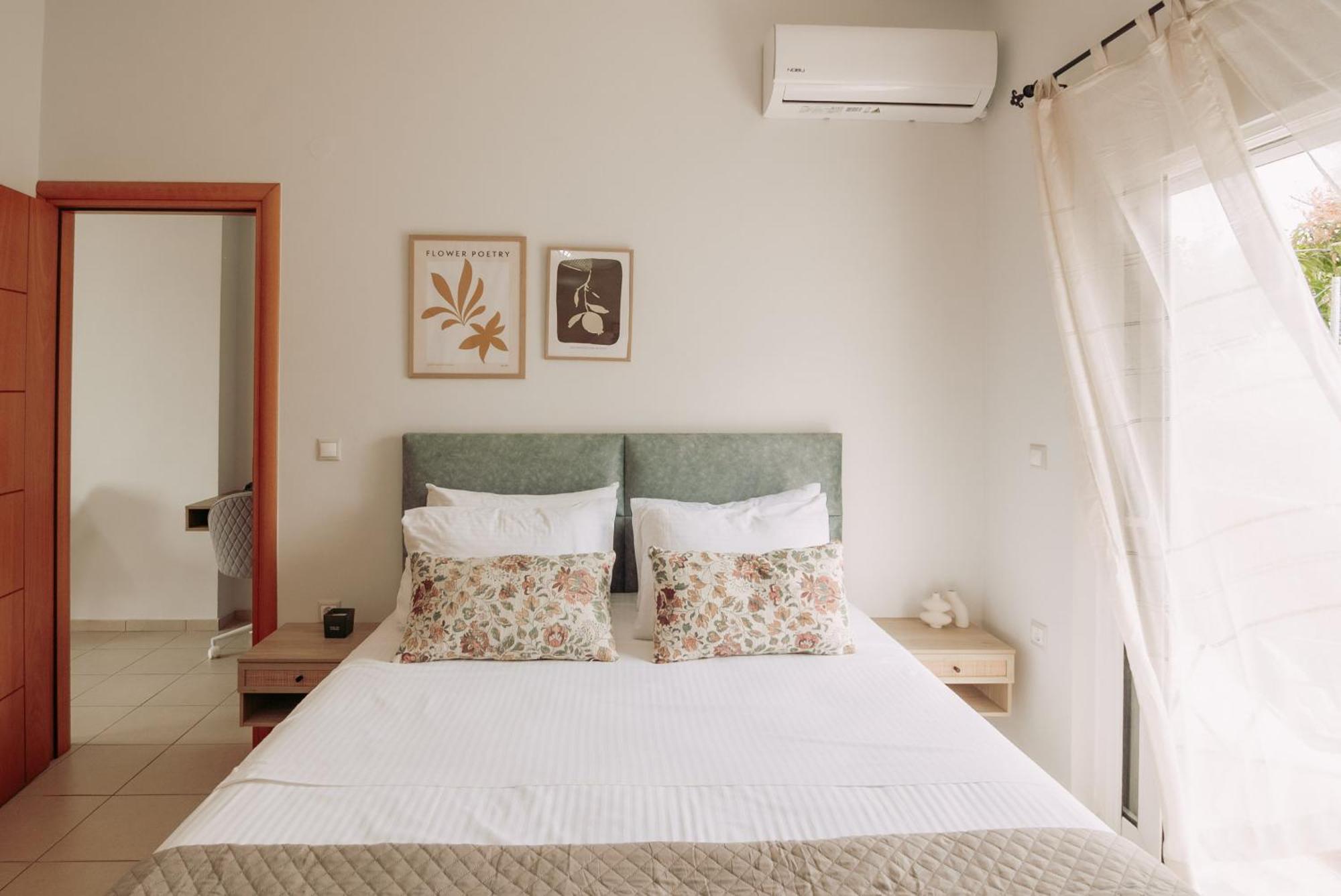 Summer Blue Apartments Chania Chania  Exterior photo